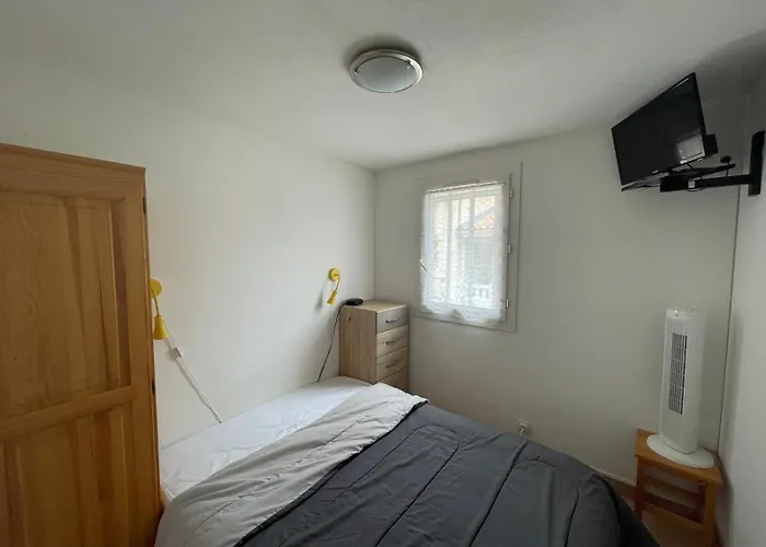 Maison De Dans Marines Avec Piscine Commune, 4 Couchages, 250 M De La A Lrma4 ヴィラ
