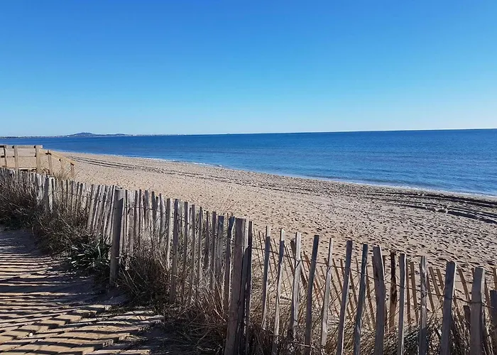 Maison De Dans Marines Avec Piscine Commune, 4 Couchages, 250 M De La A Lrma4